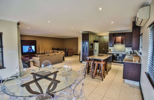Port Zimbali House | Ideal Coastal Family Vacation Home with Oceanfront Views
