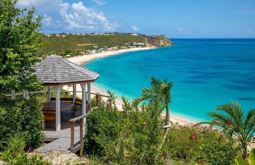 Philipsburg Villa | Idyllic Villa with Ocean Views and Private Pool in Terres Basse