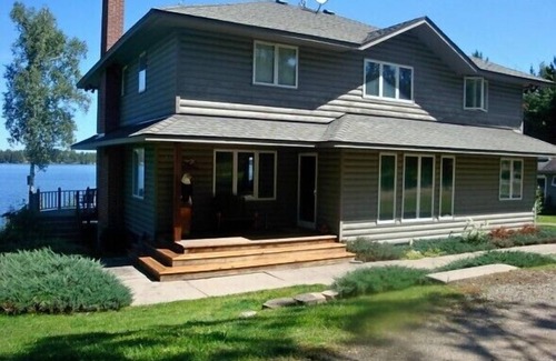 Cook House | Experience the Unforgettable Lake House on Vermilion