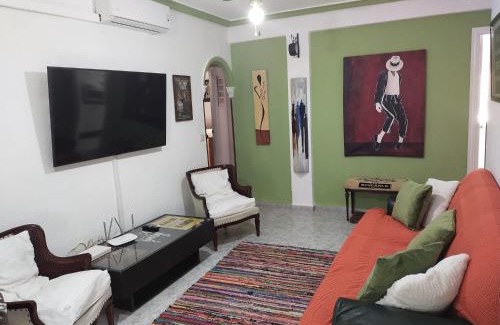Distrito Macarena Apartment | Family-Friendly Bollywood Vibes in Sevilla for All Travelers