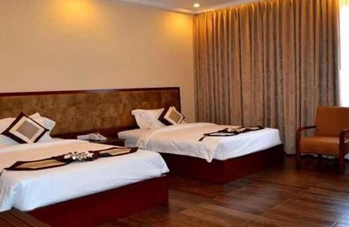 Binh Long Hotel | Cozy An Loc Hotel & Spa: Enjoy Breakfast and Hot Tub Access