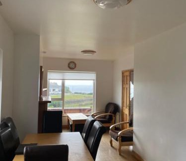 Carrick House | Child-Friendly Retreat at An Nead with High Guest Ratings