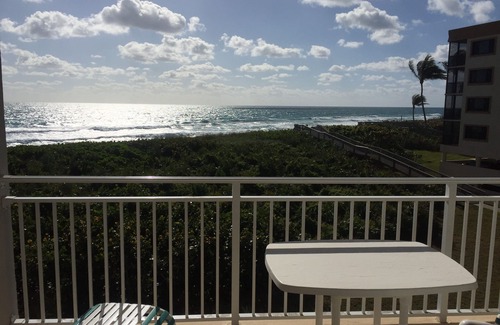 Stuart Condo | Unmatched Oceanfront Condo Experience on Treasure Coast