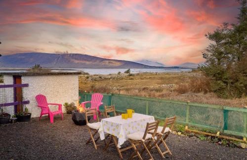Connemara House | An Teachin Corcra