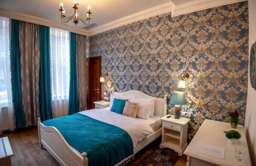 Alba Iulia Bed & Breakfast | Delightful Ana Boutique: Guest Rated 9.8 & Family-Friendly