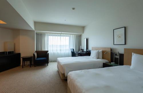 Narita Hotel | Relax at ANA Crowne Plaza Narita: Pool, Spa & More!
