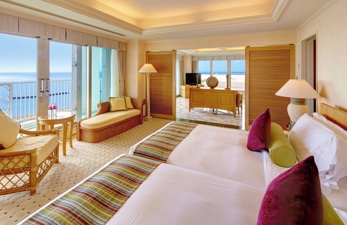 Taketomi-jima Taketomi-cho Hotel | Relax at ANA InterContinental Ishigaki Resort - 4-Star Retreat