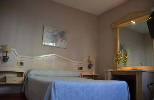 Camino de Ronda Hotel | Budget-Friendly Stays at Ana María with Great Reviews
