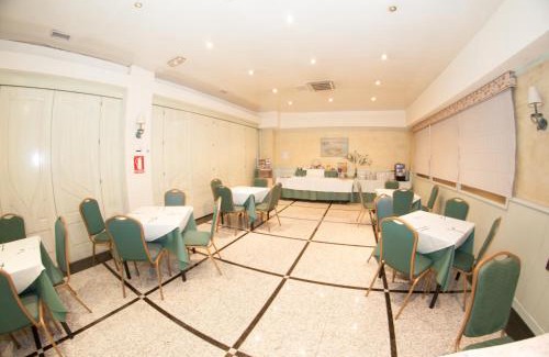 Camino de Ronda Hotel | Budget-Friendly Stays at Ana María with Great Reviews