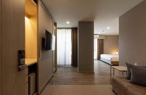 Wat Ket Hotel | Relax at ANA Park Chiang Mai: 4-Star Elegance & Poolside Fun