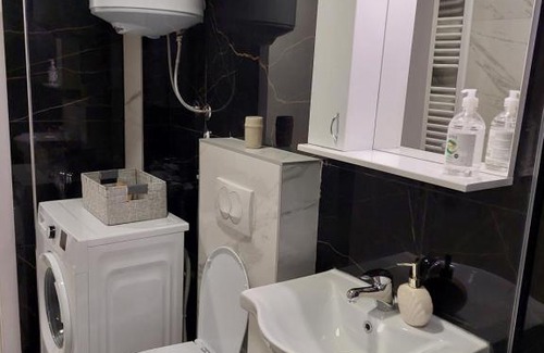 Zemun Apartment | Exceptional Stay at Ana - Child-Friendly and Guest Rated 10/10