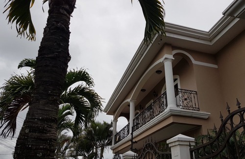 Ciudad Cariari House | Ana's Place: Ideal Home for Up to 10 Guests