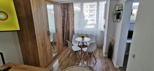 Tirgu Mures Apartment | Pet-Friendly Ana Studio: Guest Rated 9.8 for Families