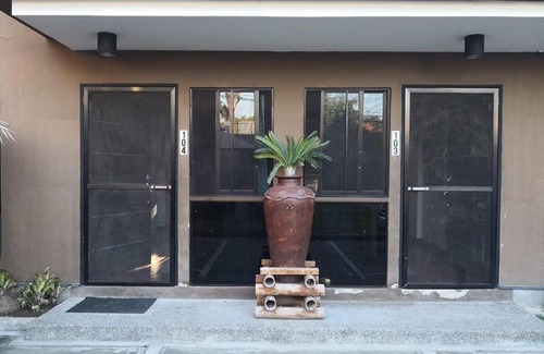 Dumaguete Apartment | Family-Friendly Anabelle Residence with Kitchen Amenities