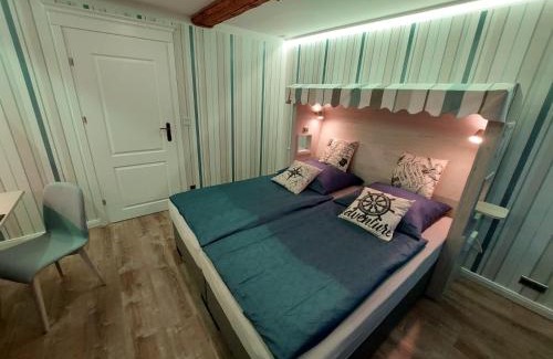 Ueckermuende Apartment | Discover AnaCapri Gästehaus Le Havre with Restaurant & Kitchen