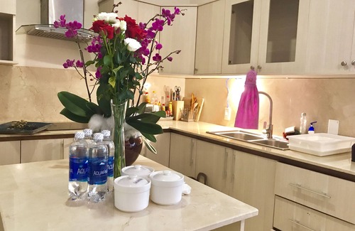 Phuong Apartment | Top-Rated Anada Serviced Apartments with Kitchen & Dining
