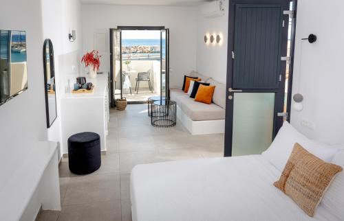Anafi Hotel | Scenic Anafi Drops Mare with Oceanfront Views & Family-Friendly