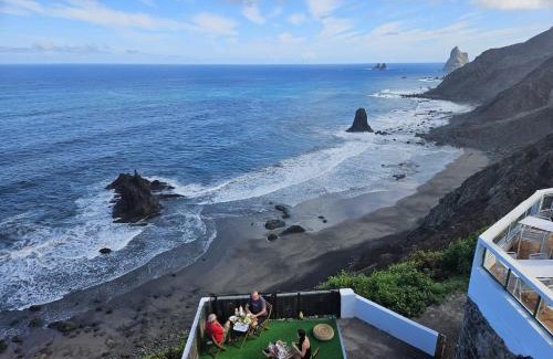 Santa Cruz de Tenerife Apartment | Family-Friendly Escape at Playa Benijo with High Ratings