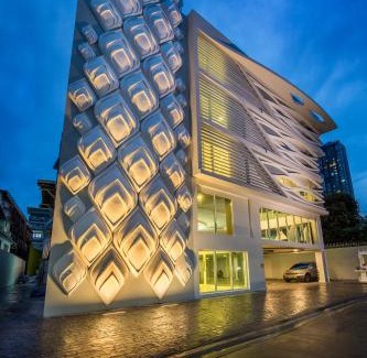 Pratunam Hotel | Discover Anajak Bangkok Hotel - Top-Rated with Private Pool