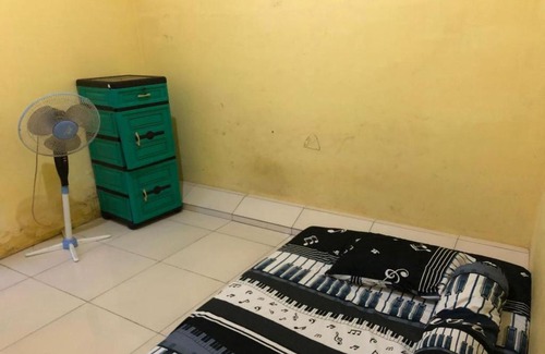 Tuban Sub-District House | Welcoming Anak Coast Guest House with Family-Friendly Amenities