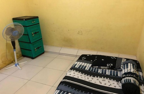Tuban Sub-District House | Welcoming Anak Coast Guest House with Family-Friendly Amenities