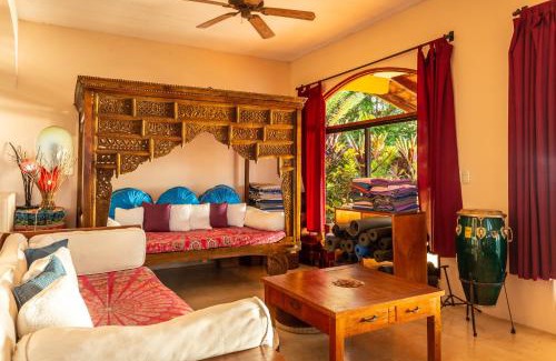 Montezuma Hotel | Discover Anamaya Resort: Oceanside Retreat with Pool & Spa