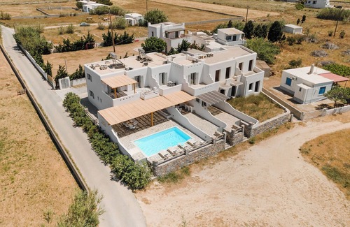 Kastraki Villa | Discover Anamnesia Collection Aronia 2BR Villa at Kastraki