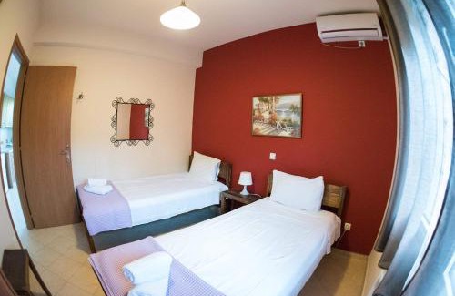 Agrelia Apartment | Experience Anamniseis: Pet-Friendly with Top Ratings!