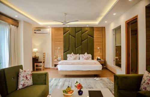 Manali Hotel | Explore Anand Vardhan Resorts: 4-Star Comfort & Spa Retreat