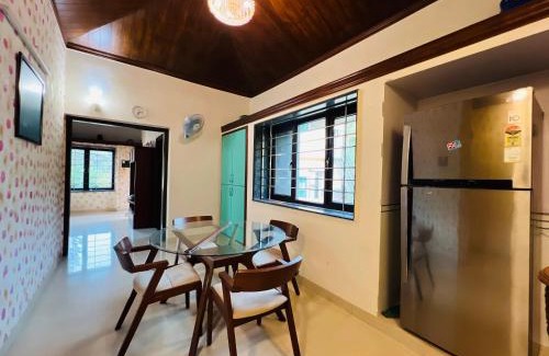 Ratnagiri Bed & Breakfast | Cozy Anant Beach Villa - Pet and Child Friendly Retreat