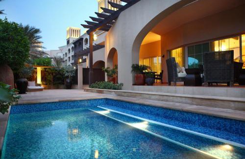 Sir Bani Yas Island Resort | Indulgent Anantara Desert Islands Resort & Spa Awaits You