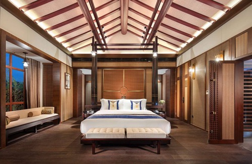 Qiannan Resort | Discover Anantara Guiyang Resort: 5-Star Haven with Spa & Pool