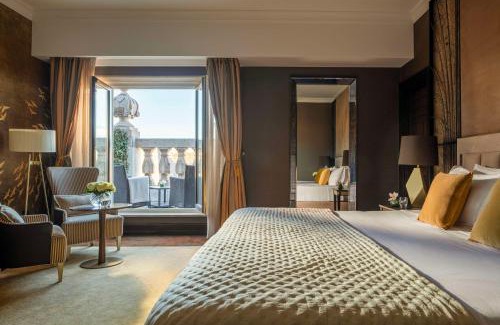 Erzsebetvaros Hotel | Discover Anantara New York Palace Budapest - Guest Rated 9.3