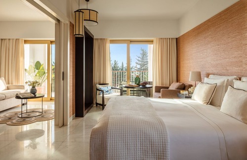 Vilamoura Hotel | Family-Friendly Anantara Vilamoura with Pool & Spa Amenities