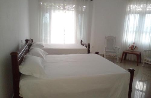 Wadduwa Villa | Explore Ananthaya: Pet-Friendly Retreat with Free Breakfast