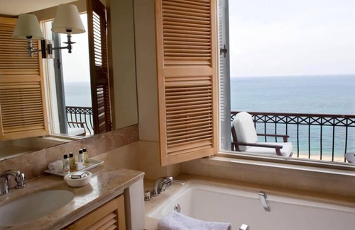 Latchi Hotel | Elegant Anassa Hotel: Guest Rated 9.6 with Ocean Views