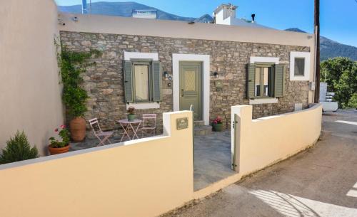 Embonas House | Discover Anassa Mountain House: Oceanfront Bliss Awaits
