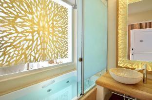 Agios Ioannis Hotel | Elegant Anax Resort and Spa: Rated 9.5 with Private Beach