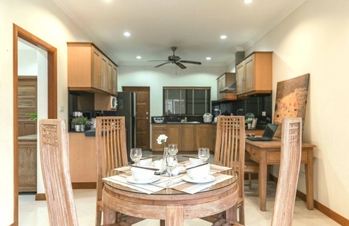 Pratumnak Hill Villa | Ideal AnB Poolvilla 2BR with Private Beach & Pool Access