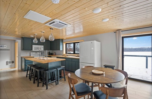 Pequot Lakes Cabin | Lake View Retreat with Deck, Grill & Dog-Friendly Vibes