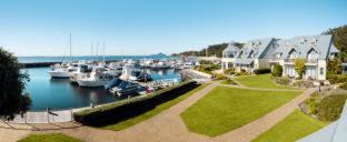 Corlette Hotel | Experience Anchorage Port Stephens: Oceanfront Bliss Awaits