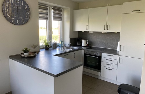 Vollerwiek Apartment | Top-Rated Anchorage Vacation Apartment with Kitchen Access