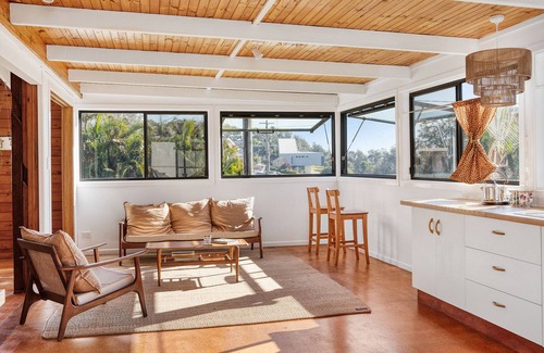 Minnie Water Apartment | Anchored at Minnie - A Seaside Holiday Apartment