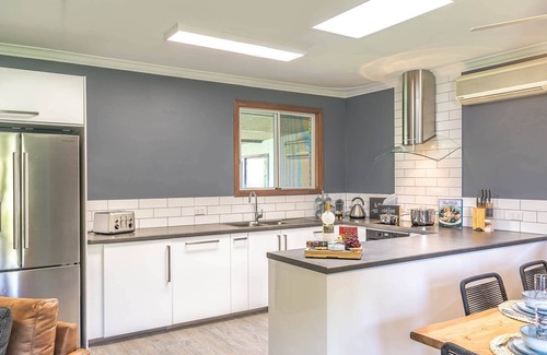 Geographe House | Family-Friendly Retreat: Anchors Away with Secure Backyard