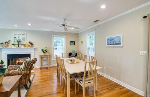 Sunset Point House | Family-Friendly Escape at Anchors Away - Rated 9/10