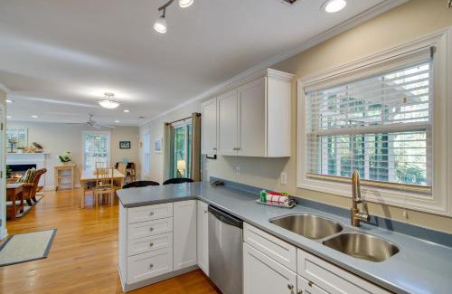 Sunset Point House | Family-Friendly Escape at Anchors Away - Rated 9/10
