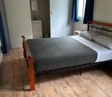 Dundee Beach Other | Pet-Friendly Anchors Down Accommodation for Families