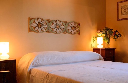 Montemaggiore al Metauro Villa | Ancient farmhouse in the countryside for 25 people with swimming pool 15 km to the sea