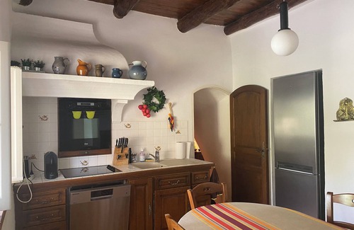 Sabran House | Experience the Enchantment of Ancien MAS Provencal Retreat