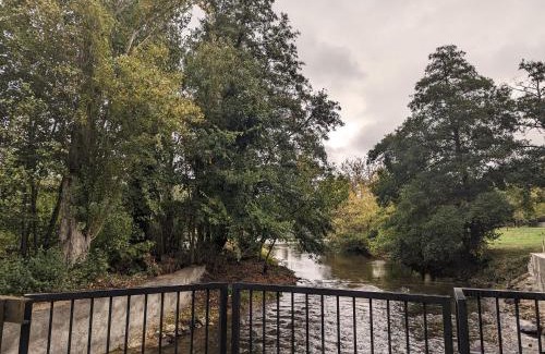 Saint-Aigny House | Ancien Moulin Authentique: Private Terrace by Berry River